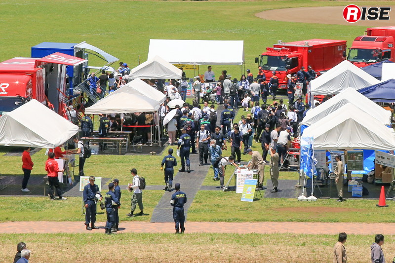 広報・体験コーナーでは各機関による展示や体験ブースが設けられた。